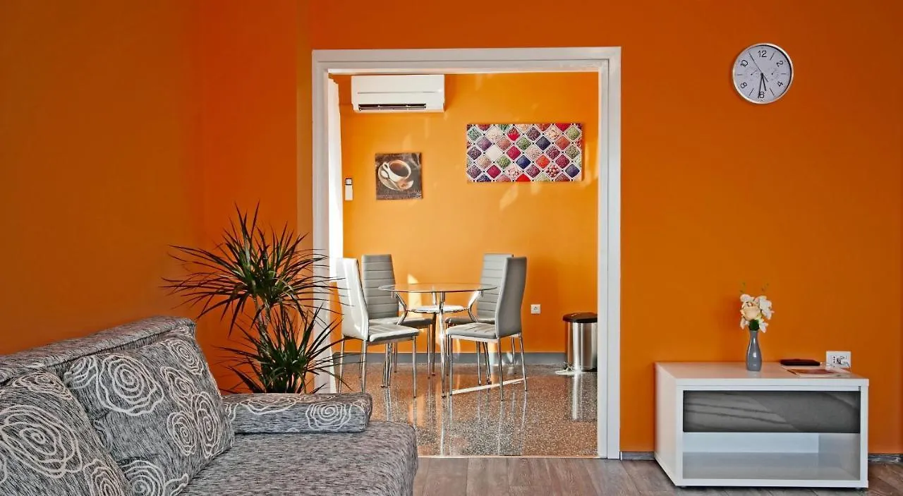 Apartment Rino****, 58M², 170M From The Beach Rijeka